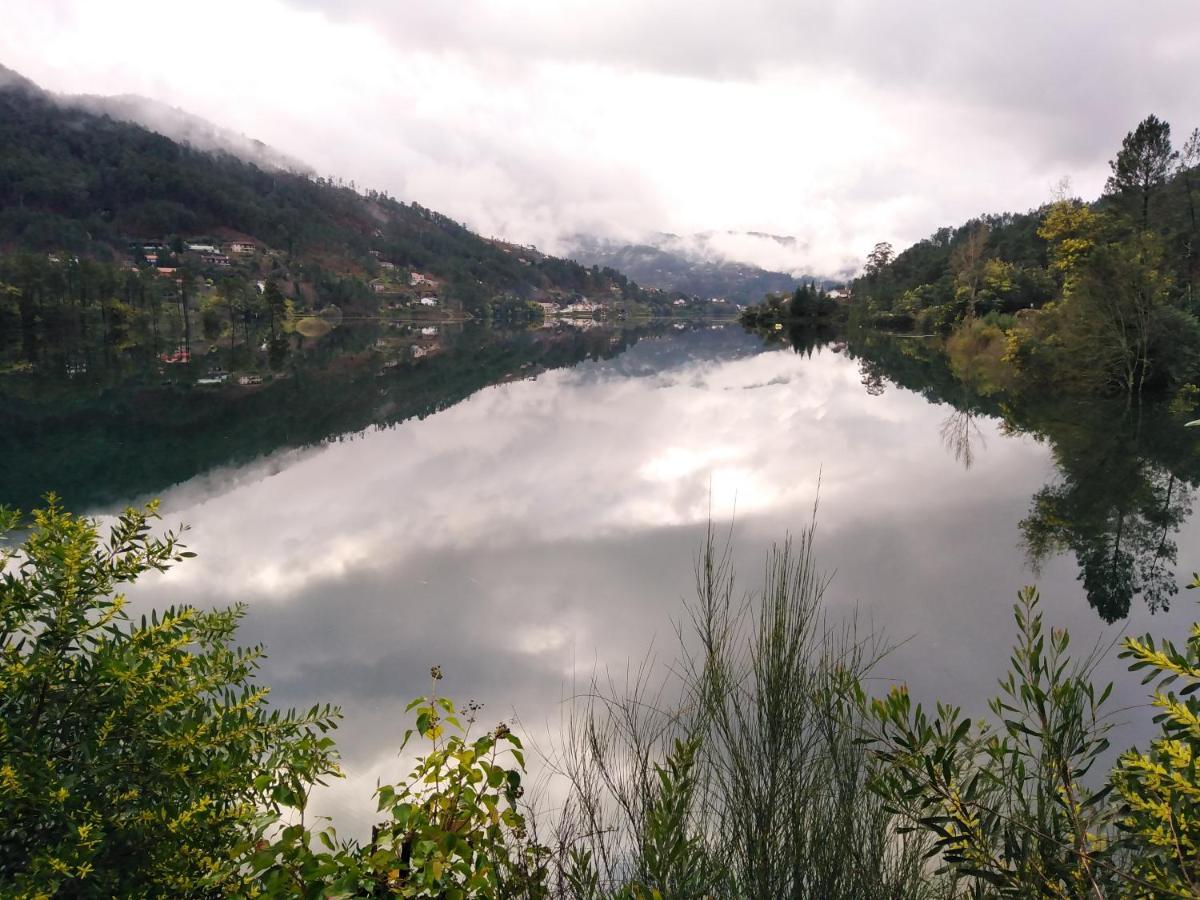 Casa Do Avo Xico - Geres Lake House - 10Pax ภายนอก รูปภาพ